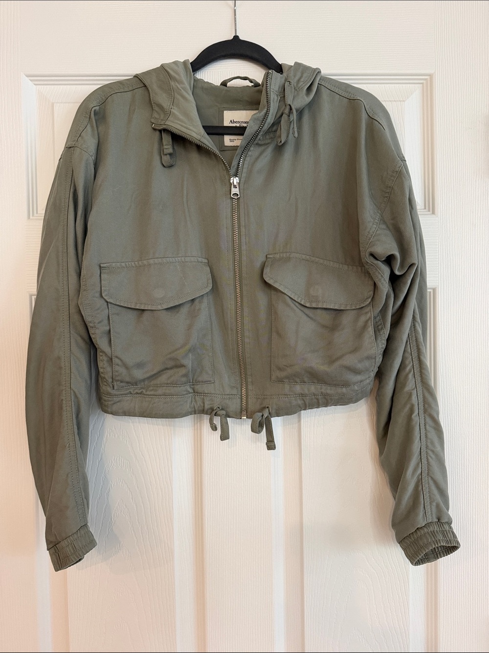 Abercrombie & Fitch Olive Hooded Cropped Utility Jacket